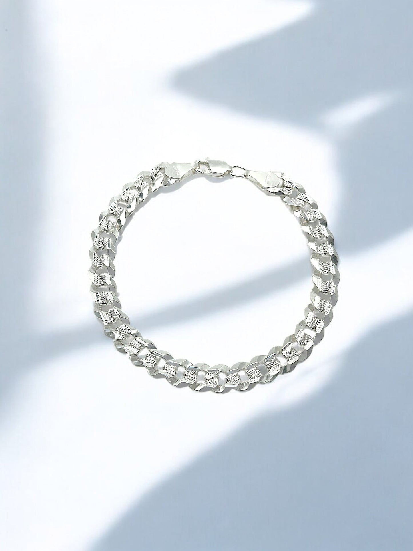 Silver Cuabn Bracelet A142