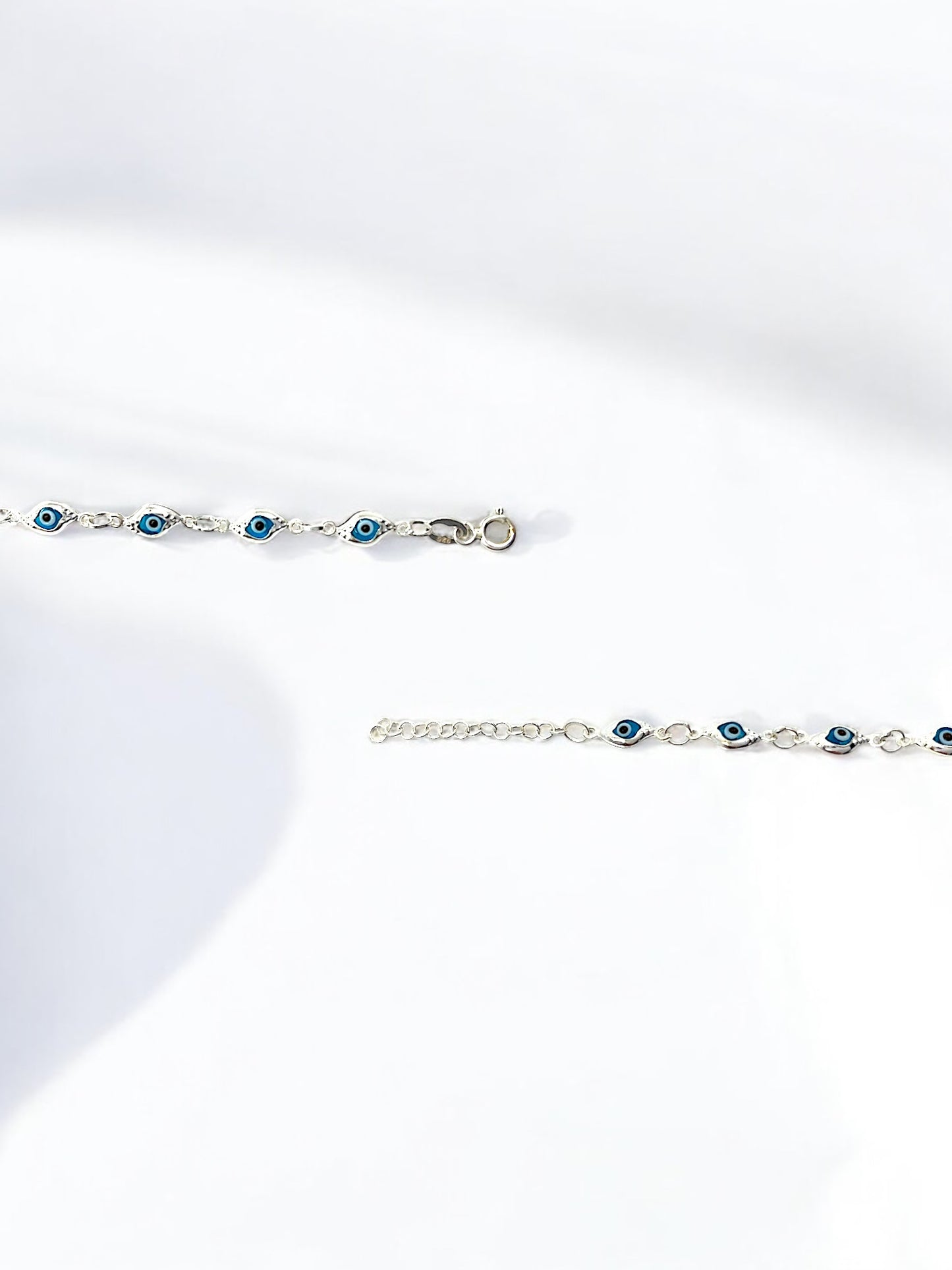 Silver Blue Eyes Bracelet A140