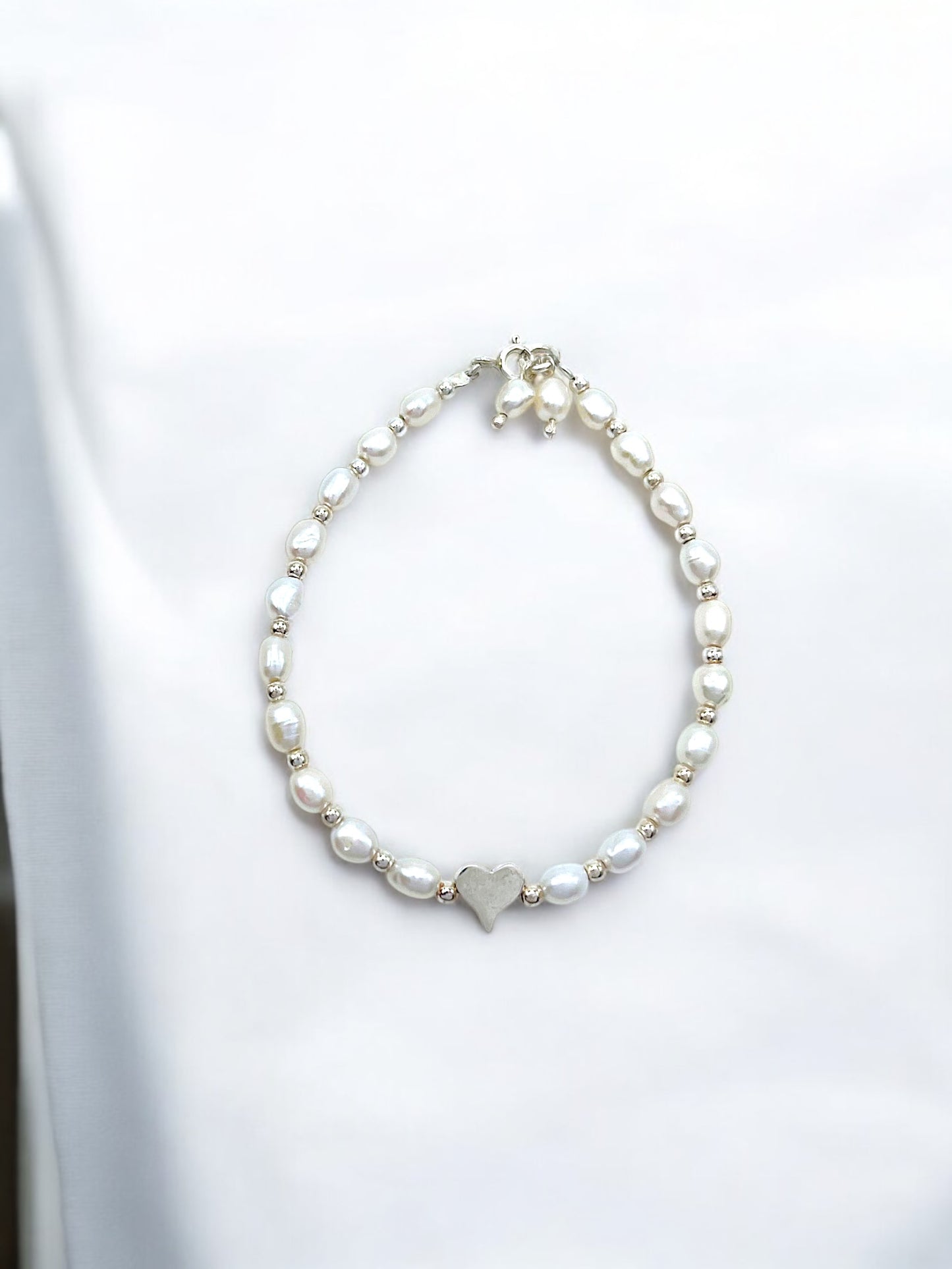 Silver Heart Pearl Bracelet A154